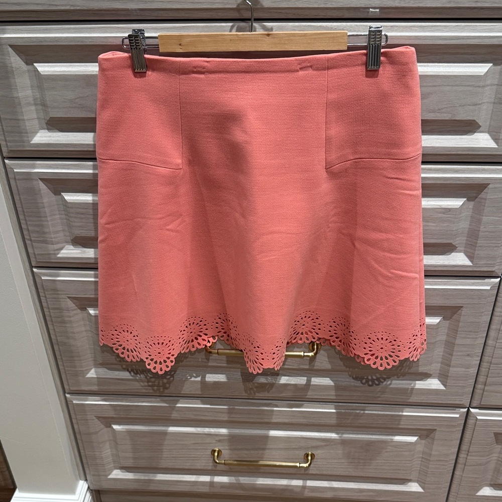 Elegant Peach Lace Hem Skirt